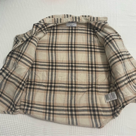 Old navy plaid flannel shirt Size M (8) - Picture 3 of 5